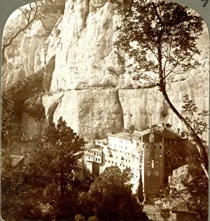 Stereo: Megaspelaeon Monastery, the richest in Greece
