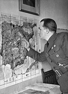 Organize: A member of the Legion Condor in Spain, 1938