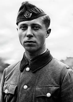 Muster: Member of the RAD, 1942
