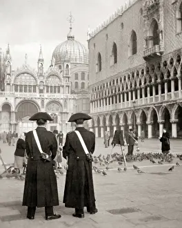 Gendarmerie: Two Members of the Arma Dei Carabinieri in Historic Uniform