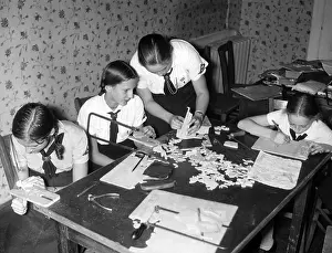Centers: Members of the BDM doing handicrafts in Berlin-Charlotte