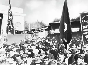 Greeted: Members of the KPD are received by Armenian