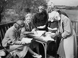 Londons: Members of London's Windmill Theatre