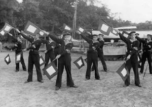 Practicing: Members of the Marine-HJ during classes in Berlin