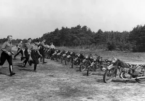Exercising: Members of the Motor HJ during an exercise, 1938