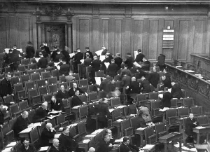 Turns: Members the NSDAP in the Reichstag, 1930