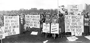 Dole: Members of NUTGW campaigning