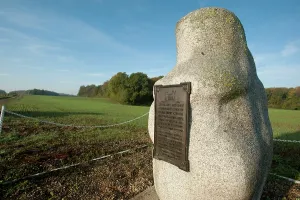 Guess: Memorial to Capt Charles Harris Ds C. - Cunel - Argonne