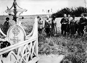 Csu 2012 9: Memorial Day in 1932 observance at the grave ?