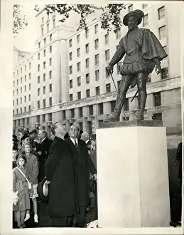 Mr.john: Memorials - Monuments - Museums - Parks - Statues