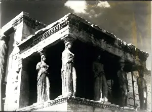 Erechtheion: Memorials - Monuments - Museums - Parks - Statues