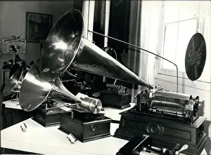 Phonographs: Memorials - Monuments - Museums - Parks - Statues