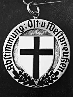 Affiliation: Memory badges for the referendum in the eastern territories