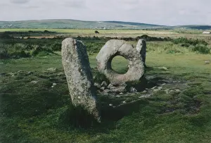 MEN-AN-TOL STONES