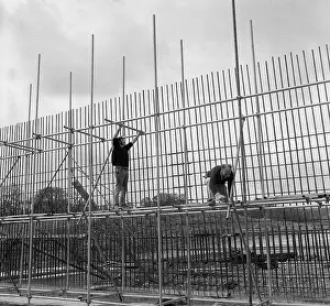 Tony Boxallfrps: Two men erecting scaffolding