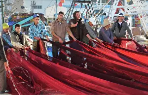 Maroc: Men with fishing nets, M'diq, Morocco