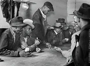 Clarksdale: men - gambling - leisure - card games