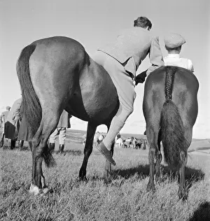 Bareback: Men On Horseback