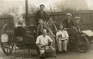 Peeling: Men with mobile field oven and motorcycle, WW1