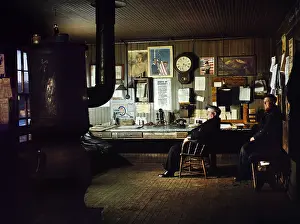 Roundhouse: Men, occupations, railroad, World War II