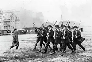 Deutsch: Men at a paramilitary training, 1914