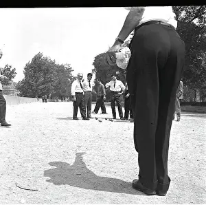 Boules: Men playing boules, Paris