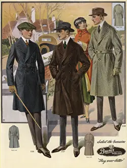 Raglan: Men in Raglan and Ulsterette coats from the 1920s