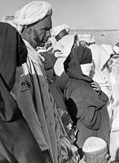 Fully: Men and women in Tunis, 1930s