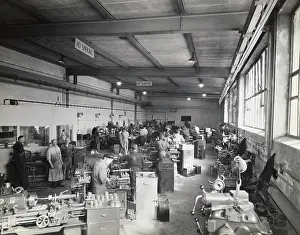Erding: Men and Women Working in Maintenance at the Headquarters?