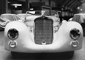 Trends: Mercedes streamlined car, 1935