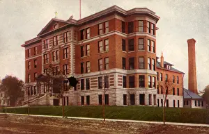 Rapids: Mercy Hospital. Cedar Rapids