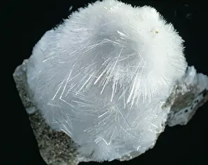 Fibre: Mesolite