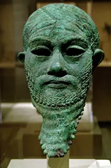 Iran: Mesopotamian art. Bust of a ruler, dated between 2300 and 20