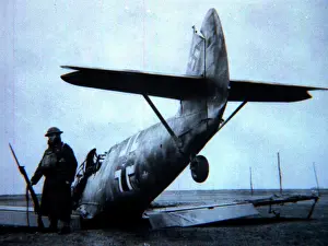 Me109: Messerschmitt Bf 109E -guarded by British Tommy