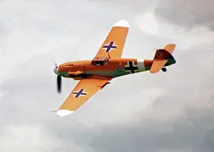 109g: Messerschmitt Bf 109G G-USTV - RN228