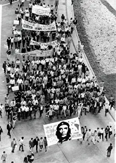 Reforma: Mexico City: Students stream along Mexico ?