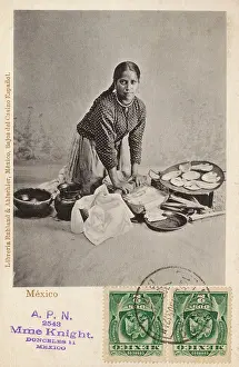 Pigtail: Mexico - Lady making tortillas