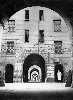 Courts: Meyers Hof in Berlin before 1914