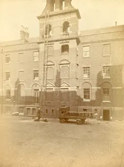 Scaling: MFB at Southwark HQ and scaling ladders