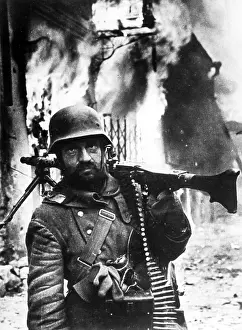Zhytomyr: An MG gunner with an MG 234 in the middle of Shitomir