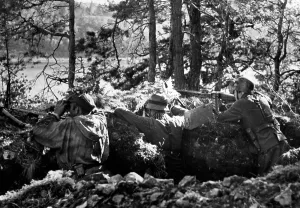 Besides: MG post at the Daugava, 1944