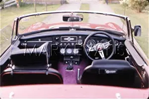 Dashboard: MGB ROADSTER INTERIOR