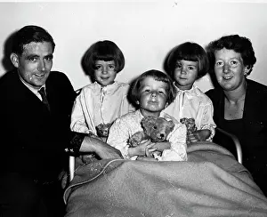 Lithgow: Michael Lithgow with children