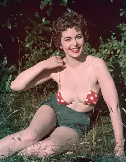 Woof: MICRO BIKINI TOP 1950S