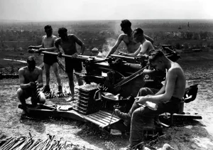 Topless: Midsize flak - antiaircraft gun on the Eastern Front, 1943