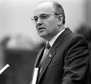 Summing: Mikhail Gorbachev, 1984