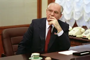 Lizunov: Mikhail Gorbachev, 1990