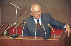 Gorbachev: Mikhail Gorbachev, 1991