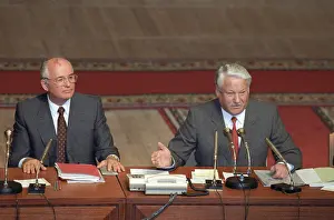 Parliamentarians: Mikhail Gorbachev and Boris Yeltsin meet Russian