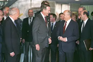 Maksim: Mikhail Gorbachev and George Bush, 1989